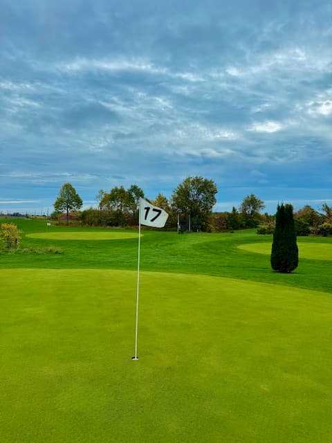 Kirby Links Golf Course + Driving Range
